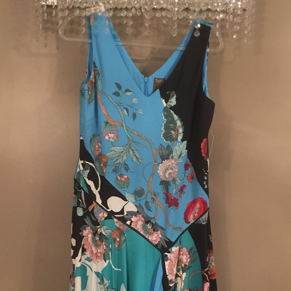 Taylor midi dress